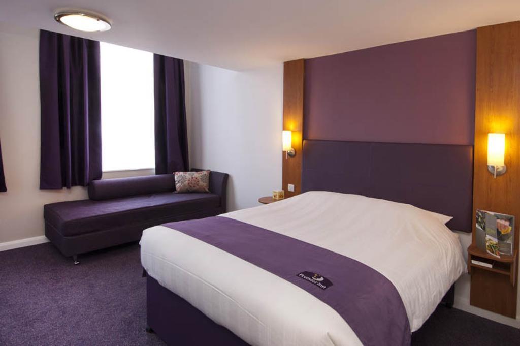 Premier Inn Exeter Central St. Davids Exteriér fotografie
