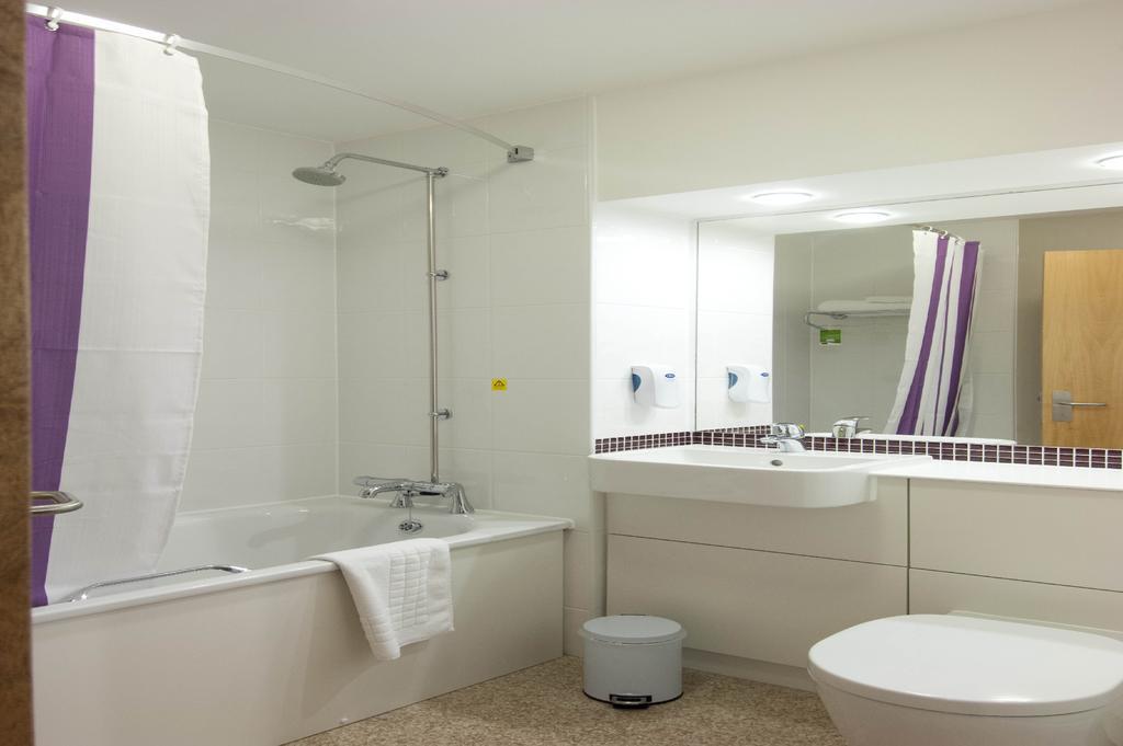 Premier Inn Exeter Central St. Davids Exteriér fotografie