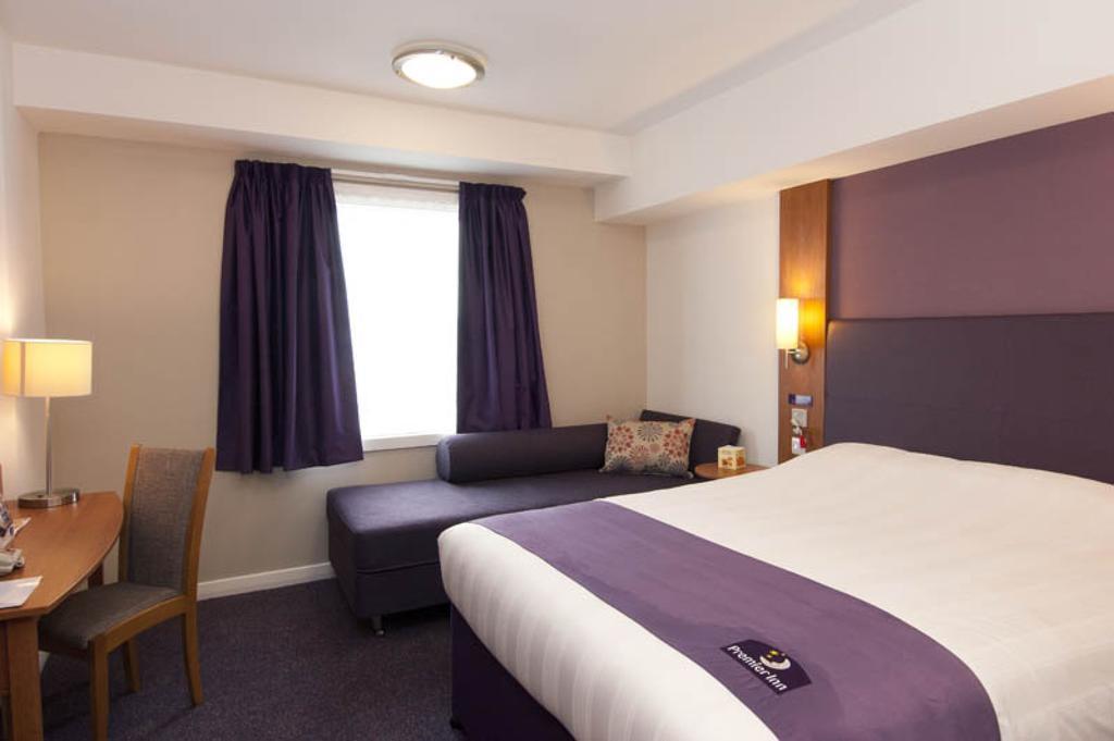 Premier Inn Exeter Central St. Davids Exteriér fotografie