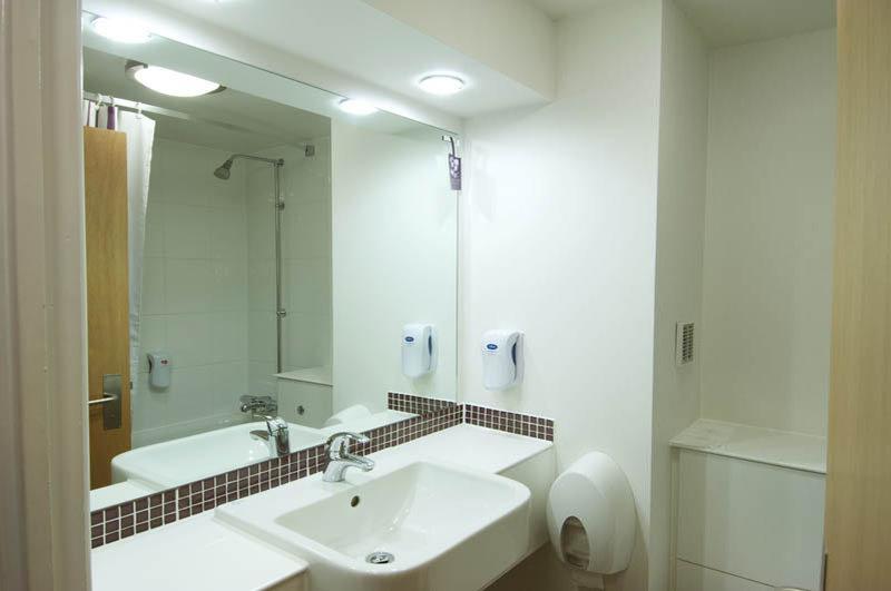 Premier Inn Exeter Central St. Davids Exteriér fotografie
